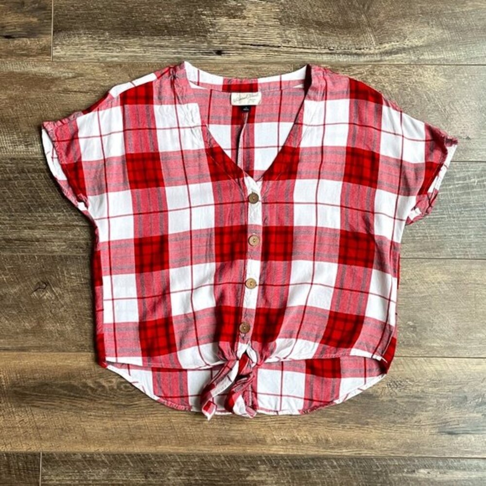 Universal Thread Plaid Short Sleeve V-Neck Button Front Crop Top Red S